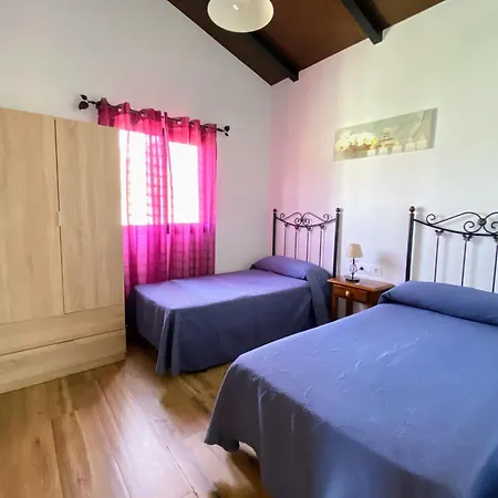 Con Encanto En Conil Solo Familias Y Parejas Holiday home